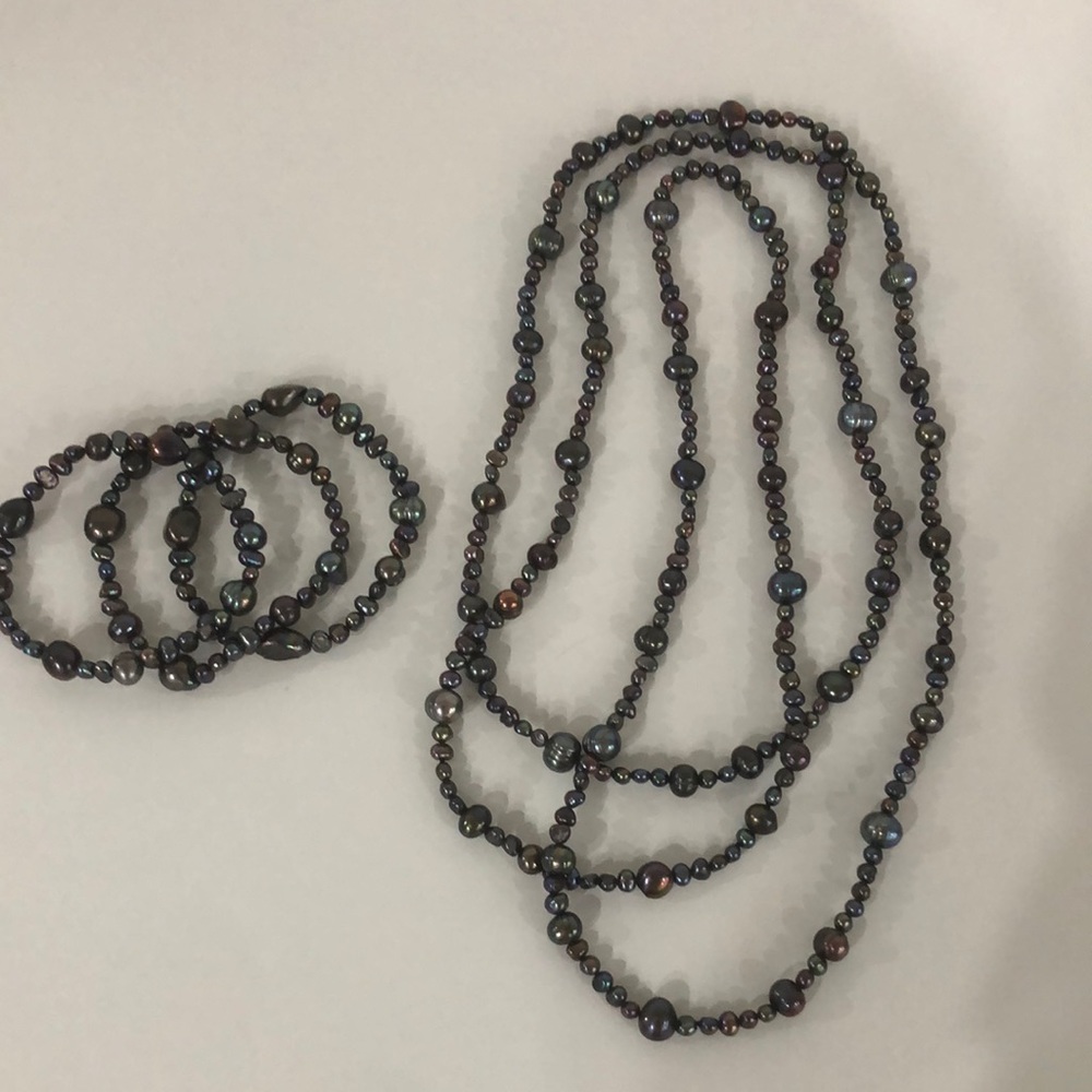 Black fresh water Pearl Necklace and 3 bracelets